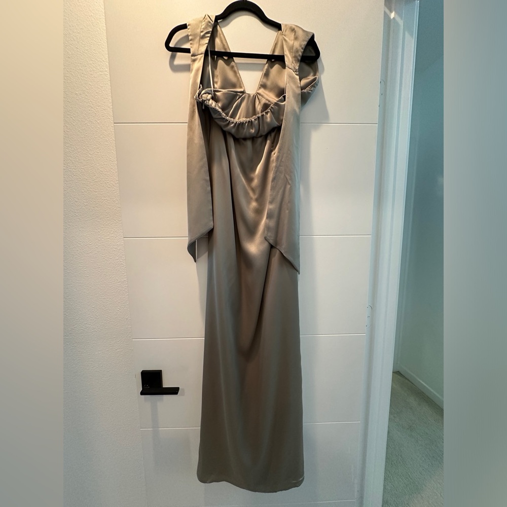 Show Me Your Mumu Adele Halter Maxi Dress Moss Green Satin | Size S - Picture 13 of 17